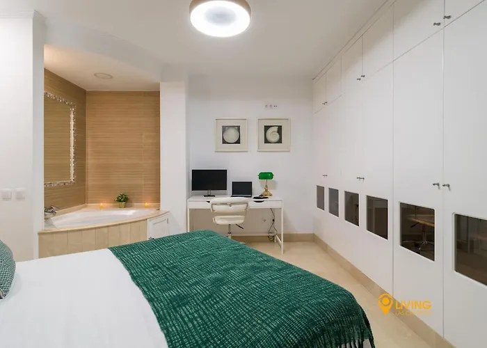 Living Canteras Homes - Beachside Parking Apartament